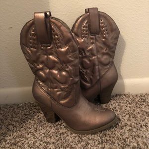 Gold heeled cowboy boots